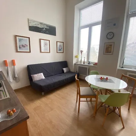 V Lesni Apartment *