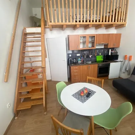 V Lesní Jablonec nad Nisou